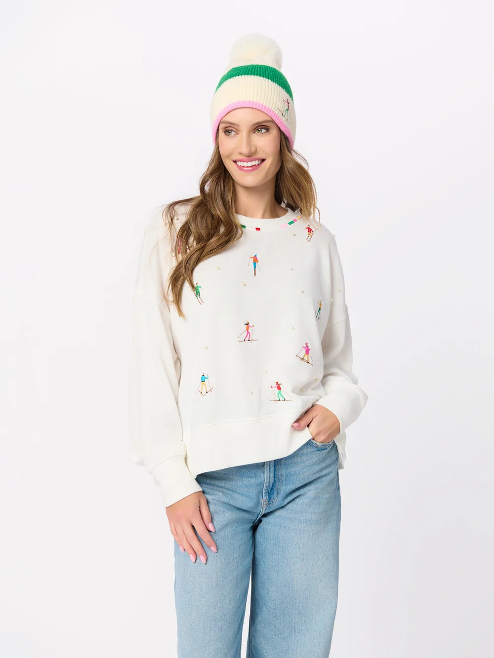 SKIERS WITH PEARLS RELAXED SWEATSHIRTS,IVORY