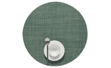 Load image into Gallery viewer, Mini Basketweave Round Placemats