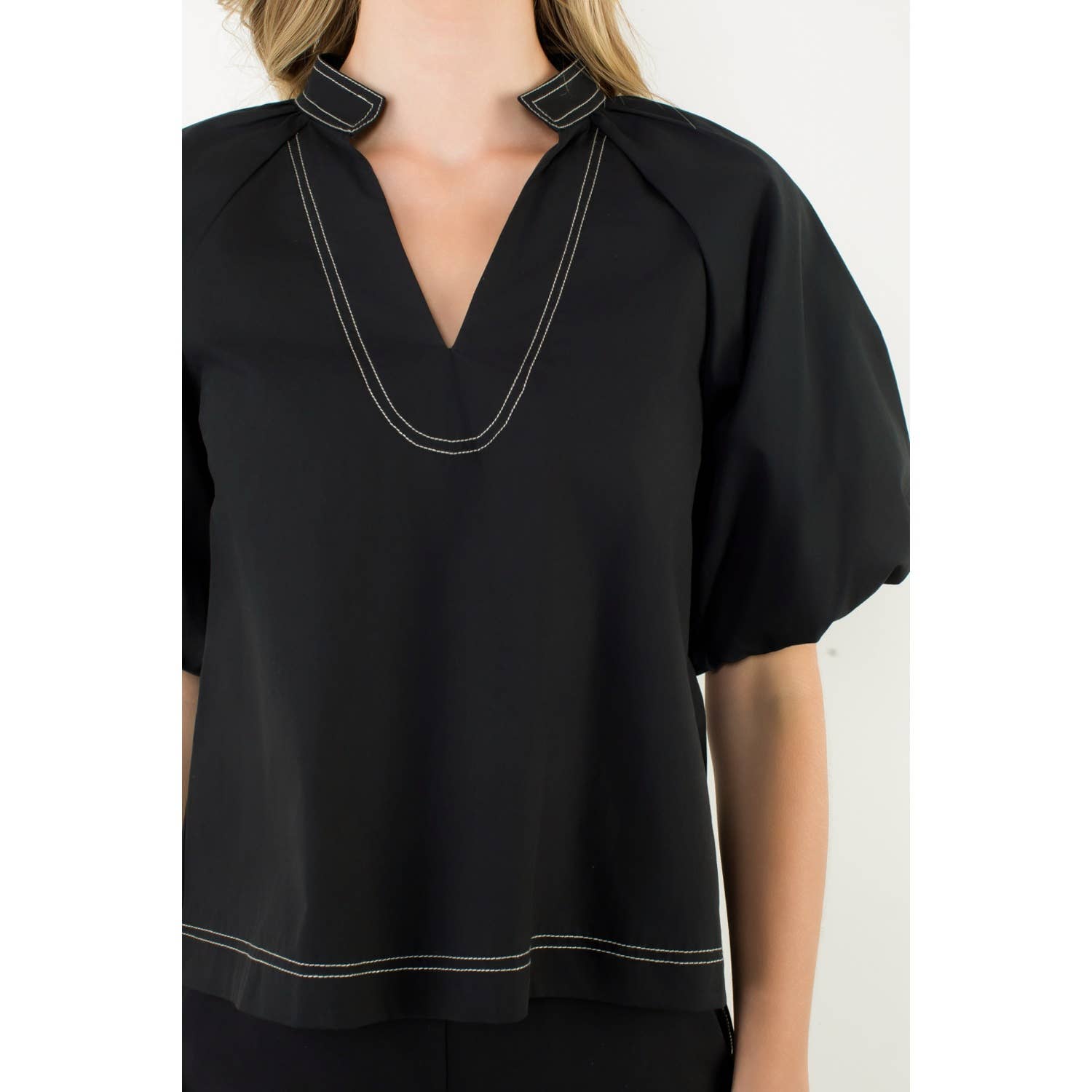 Contrast Stitch Puff Sleeve V-Neck Top