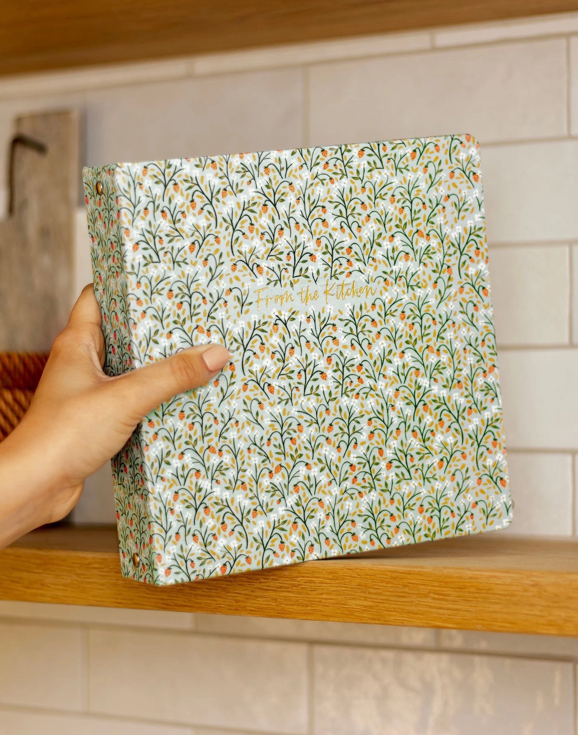 Strawberry Meadow Petite Recipe Binder