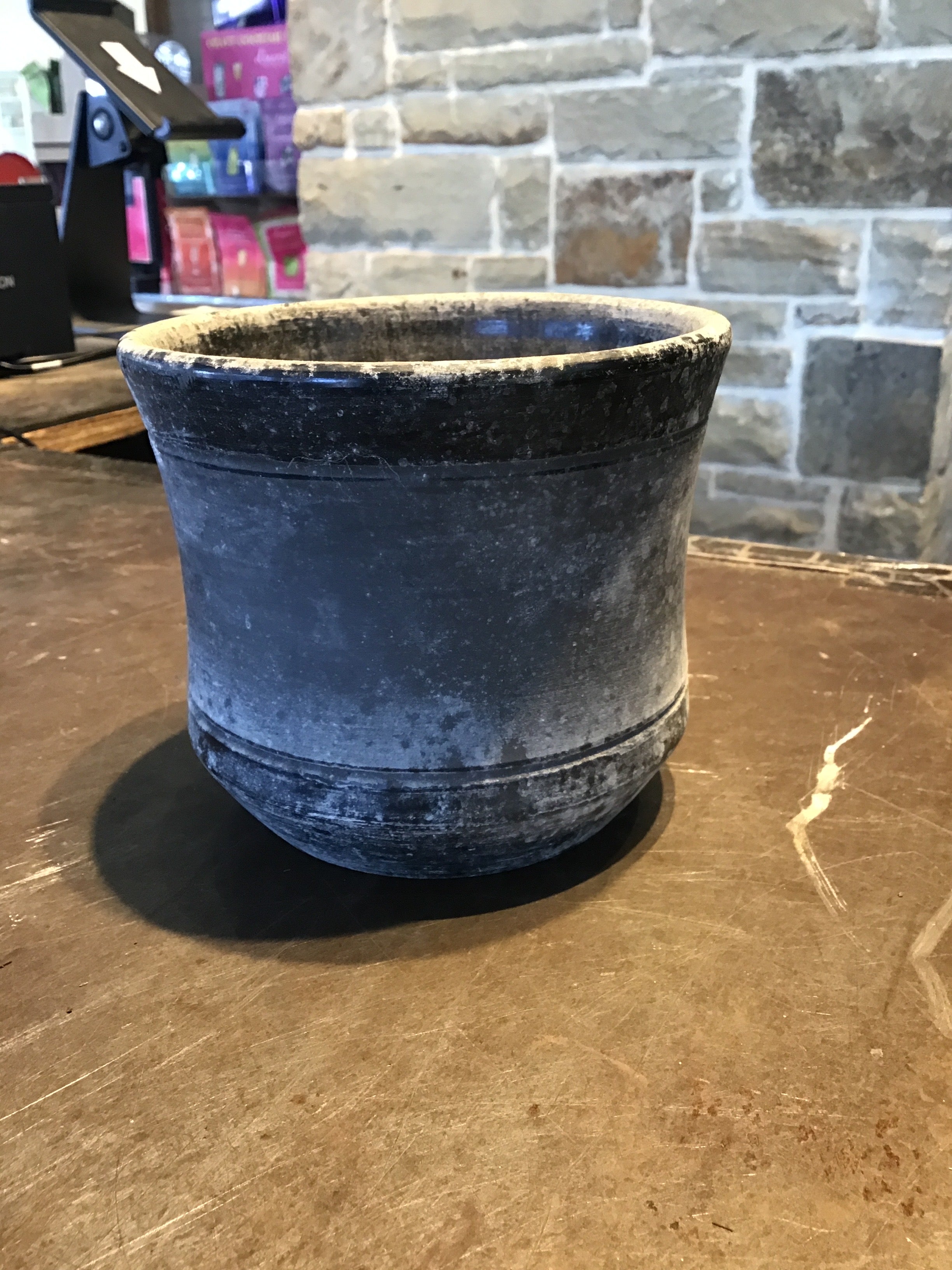 Black Planter, S
