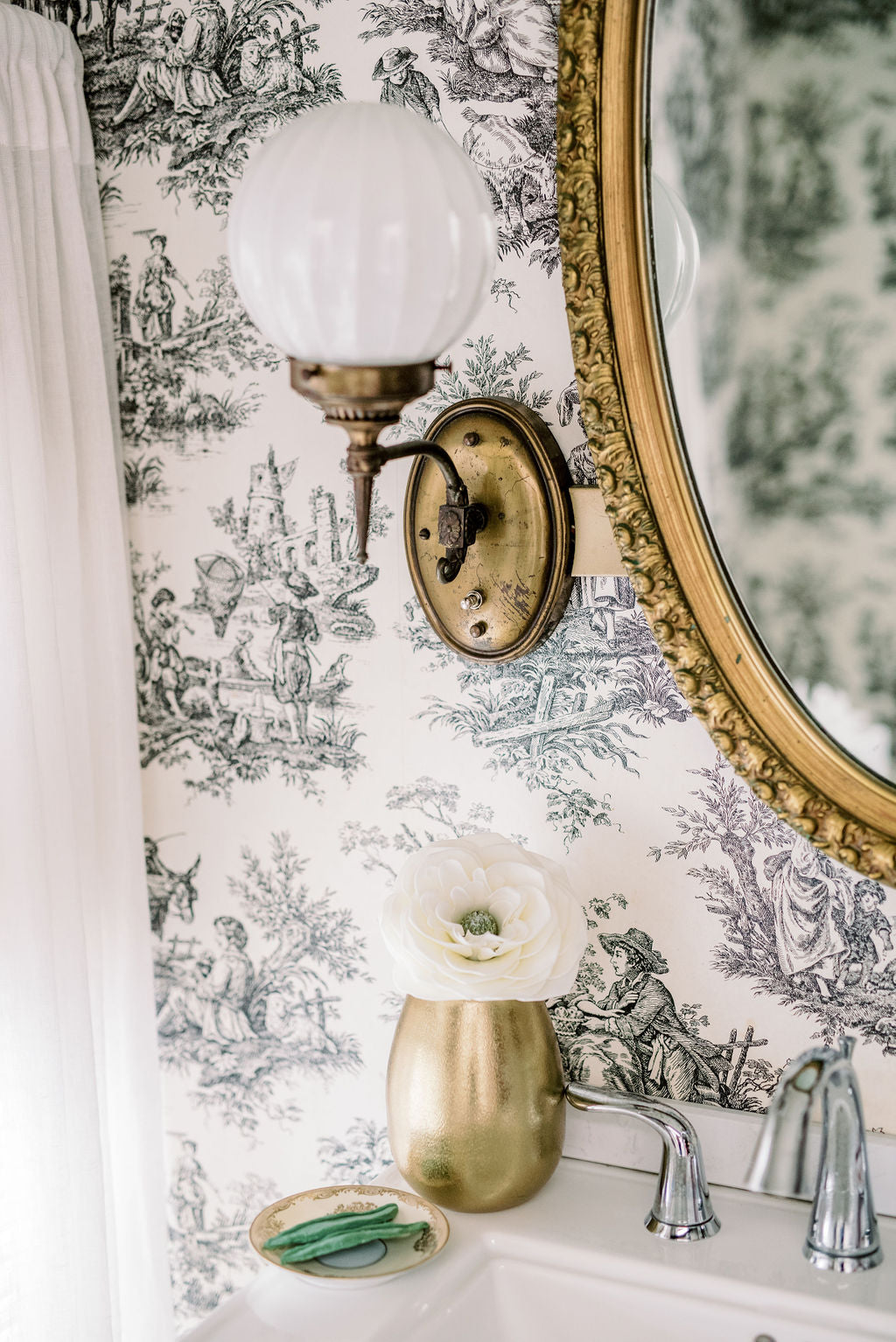Mississippi Queen Magnolia - Large Soap Petal Flower
