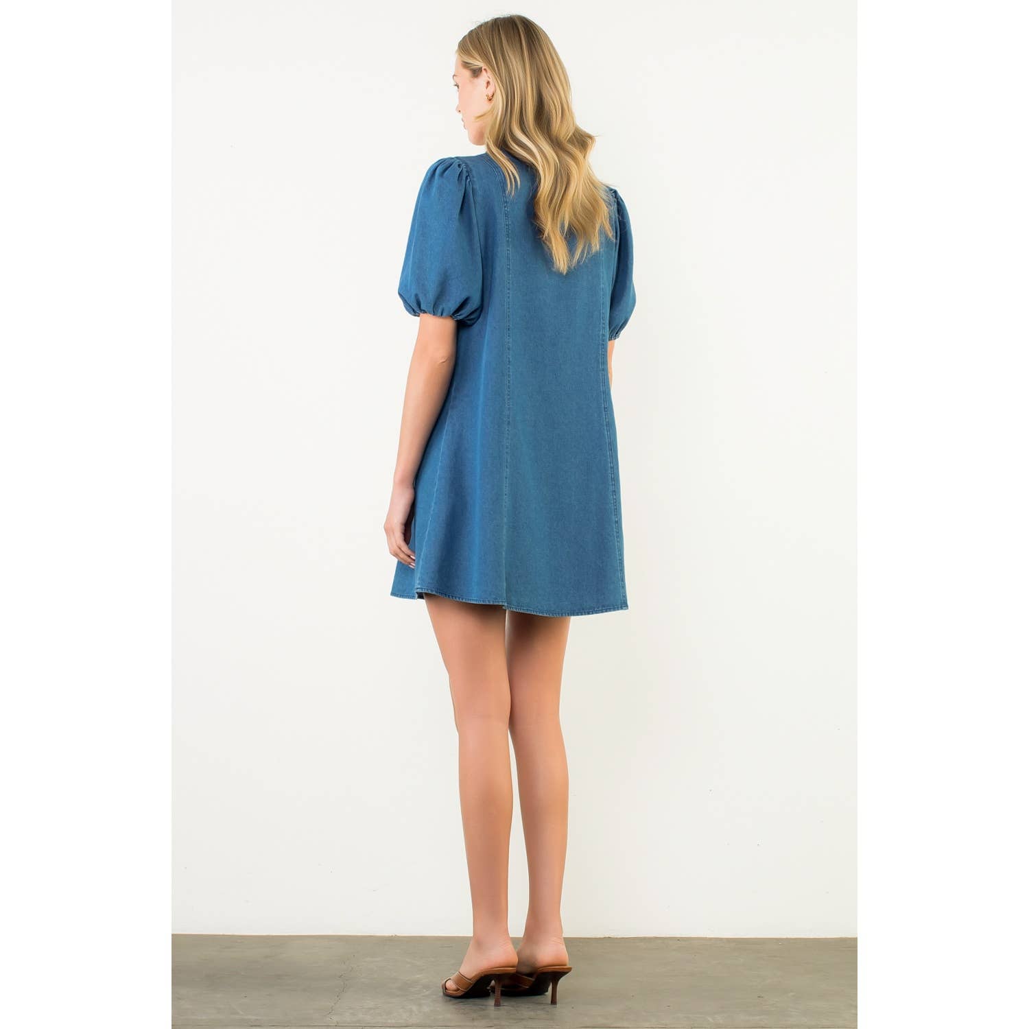 Contrast Collar Puff Sleeve Denim Dress