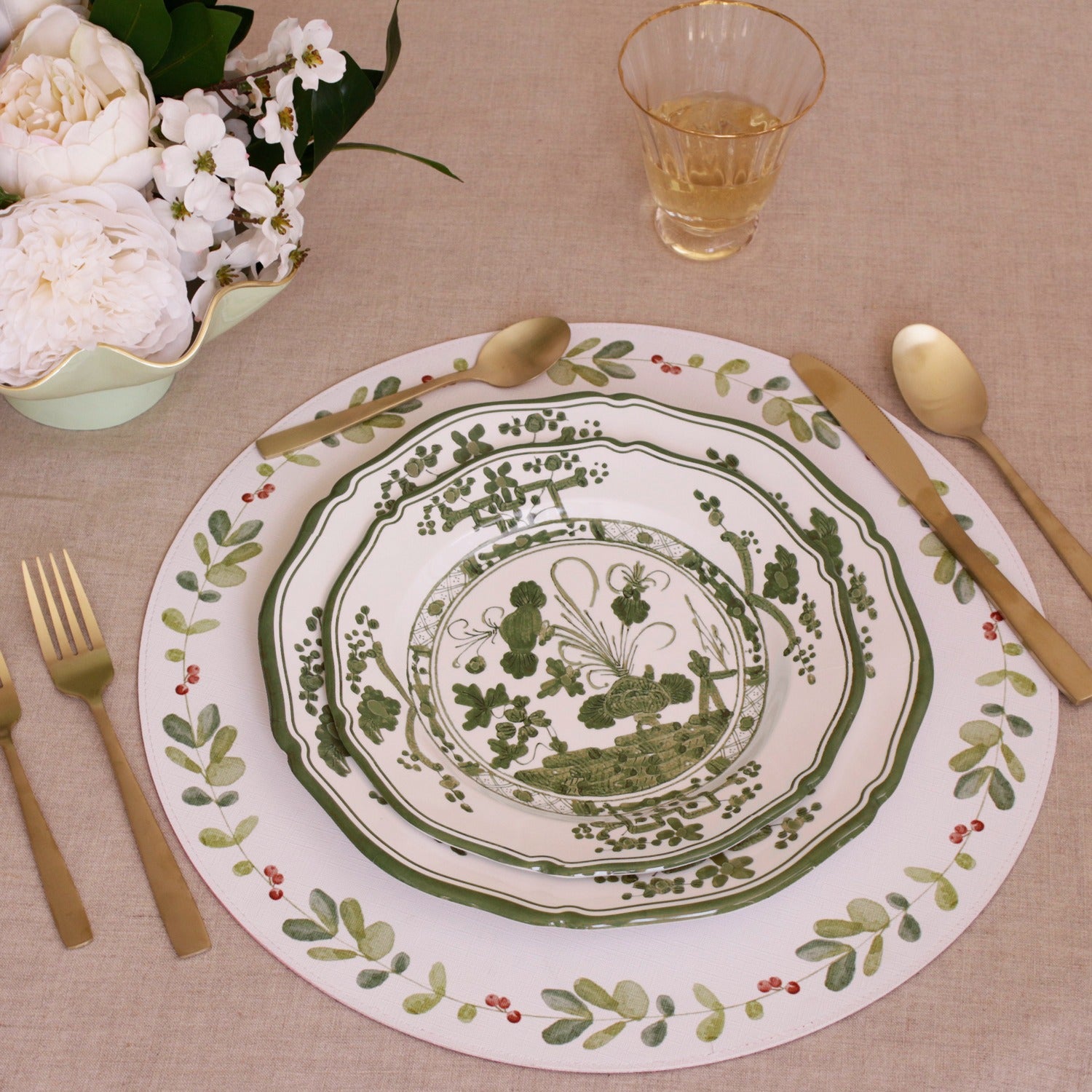 VIDA Faenza Salad Plate Set of 4 (White and Green)
