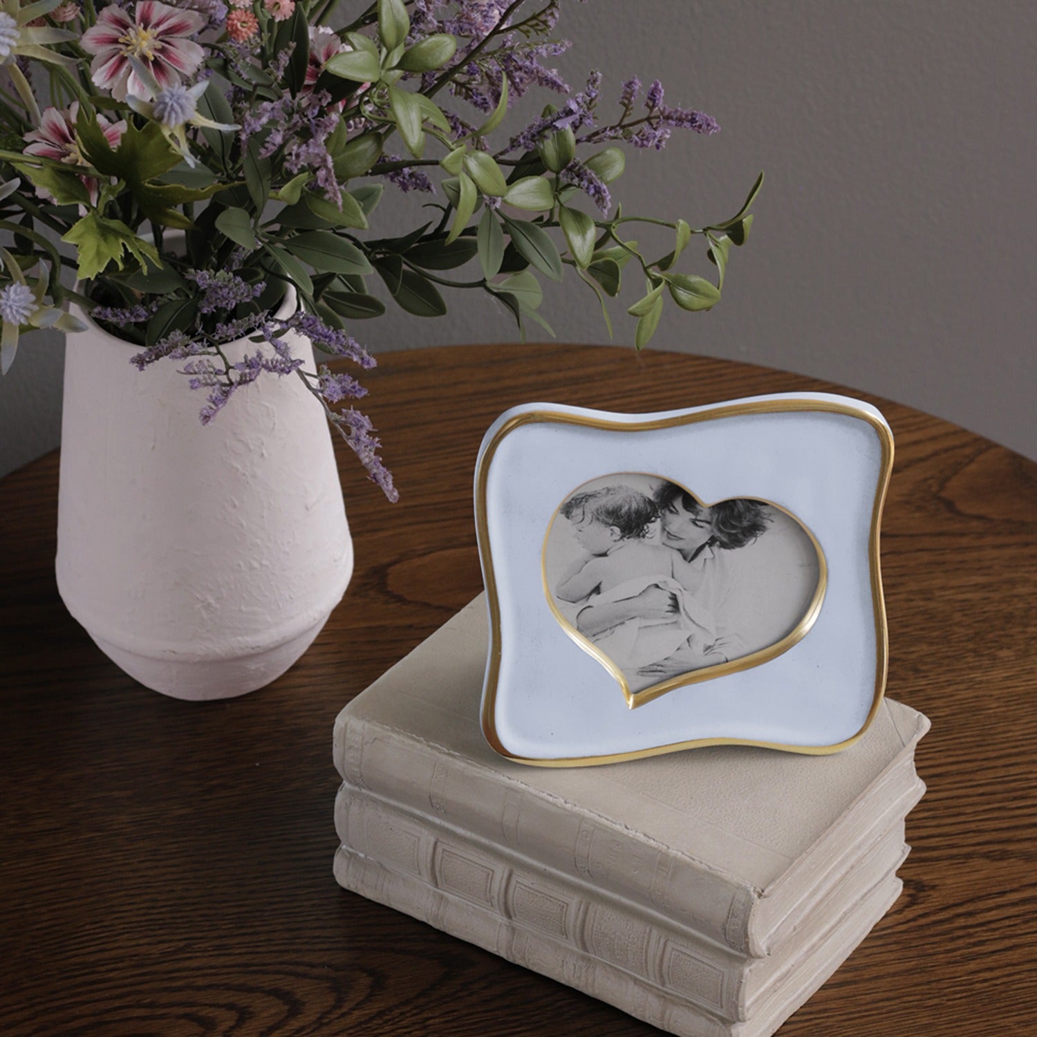 FRAME Encanto Curved Heart 5 x 5 (Periwinkle)