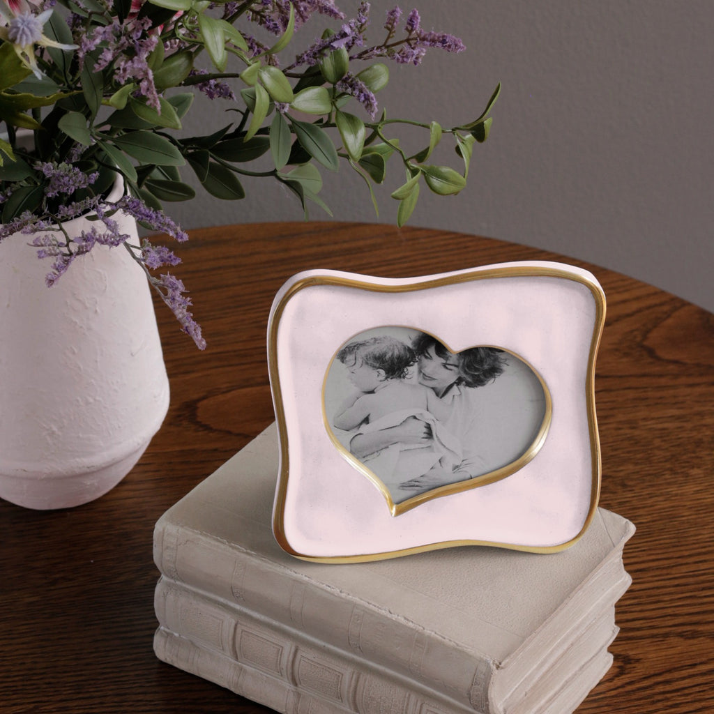 FRAME Encanto Curved Heart 5 x 5 (Camellia)