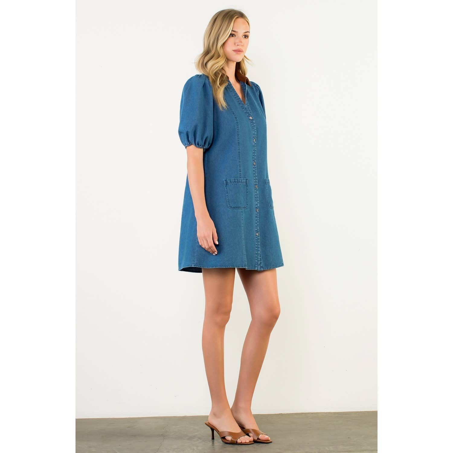 Contrast Collar Puff Sleeve Denim Dress