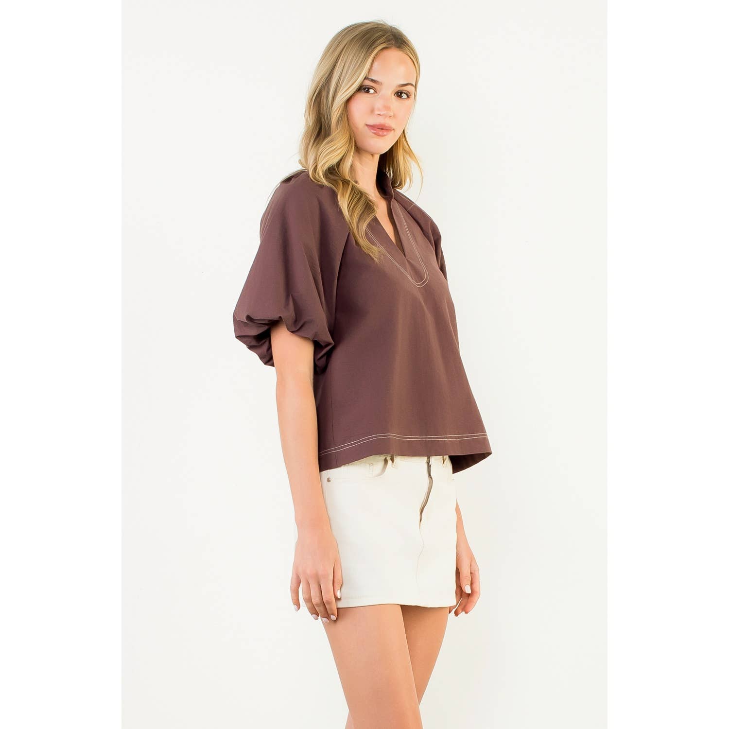 Contrast Stitch Puff Sleeve V-Neck Top