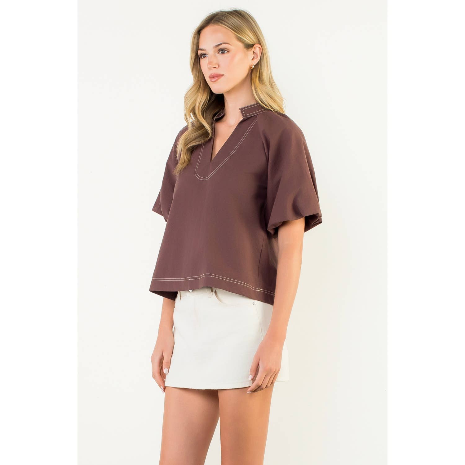 Contrast Stitch Puff Sleeve V-Neck Top